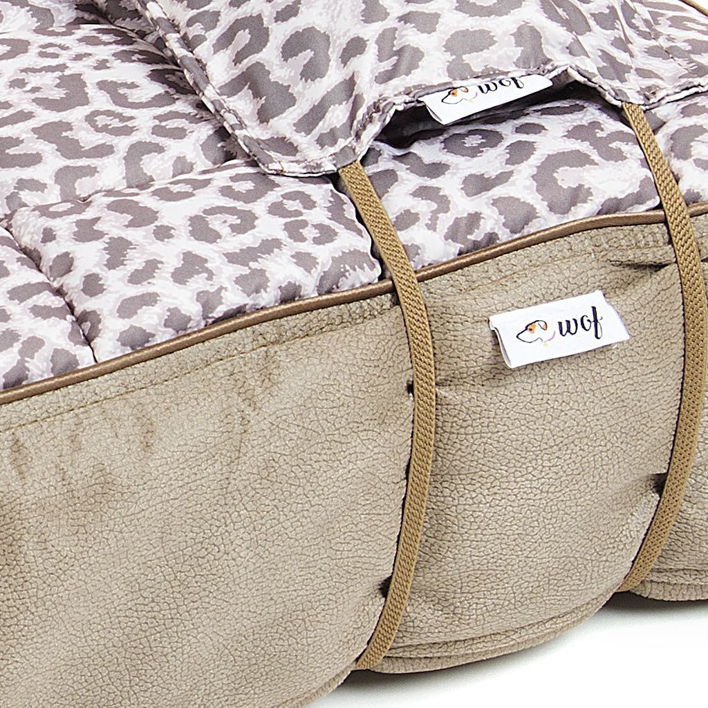 colchon beige animal print detalle colchon beige animal print detalle