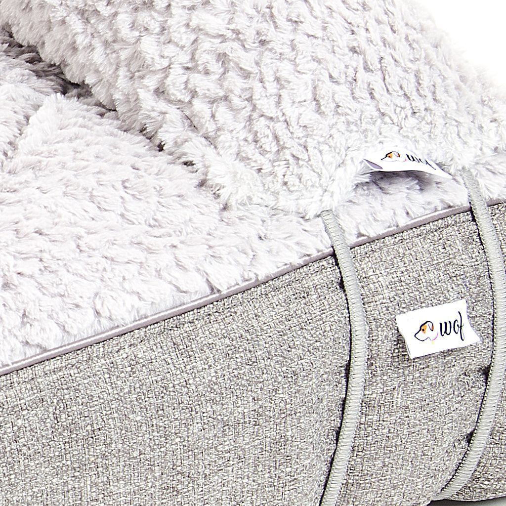 colchon gris claro pelo corto detalle colchon gris claro pelo corto detalle