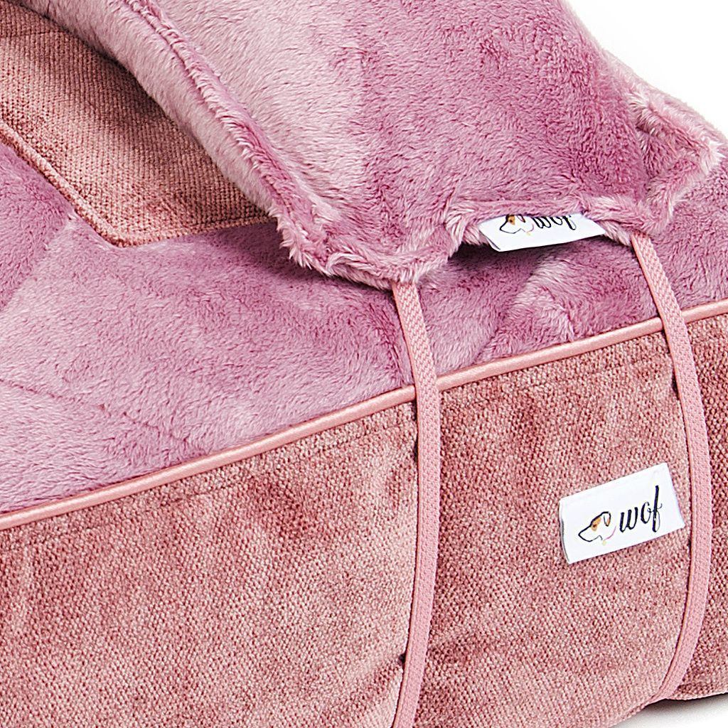 colchon rosa coral pelo corto detalle colchon rosa coral pelo corto detalle