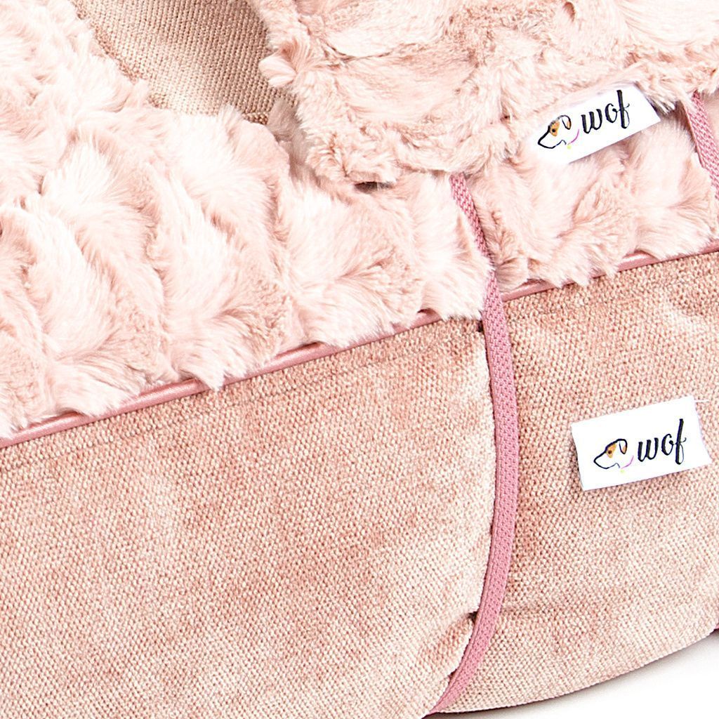 colchon rosa maquillaje pelo corto detalle colchon rosa maquillaje pelo corto detalle