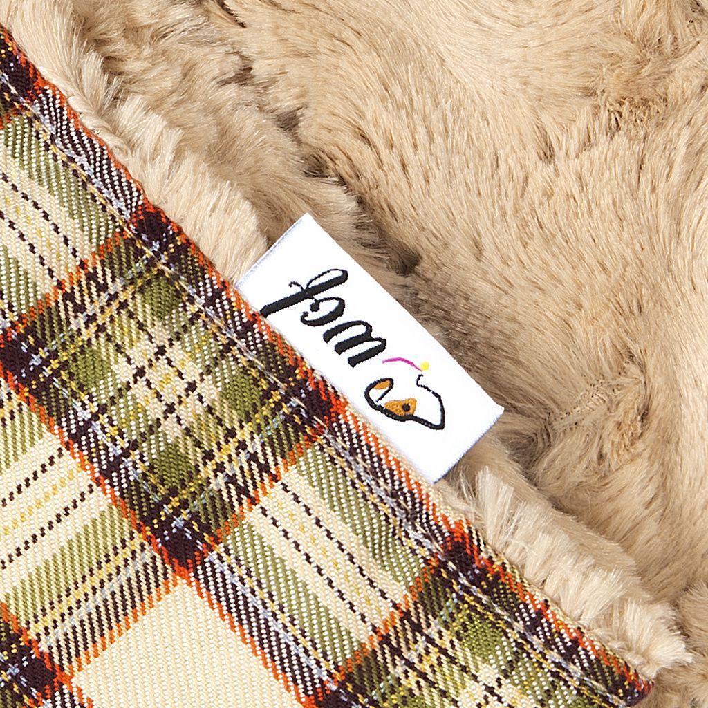 comprar manta cuadros beige verde pelo corto beige detalle comprar manta cuadros beige verde pelo corto beige detalle