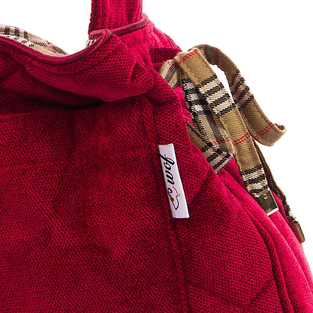 Bolso bandolera rojo con interior a cuadros cuadros beigedetalle 2 Bolso bandolera rojo con interior a cuadros cuadros beigedetalle 2