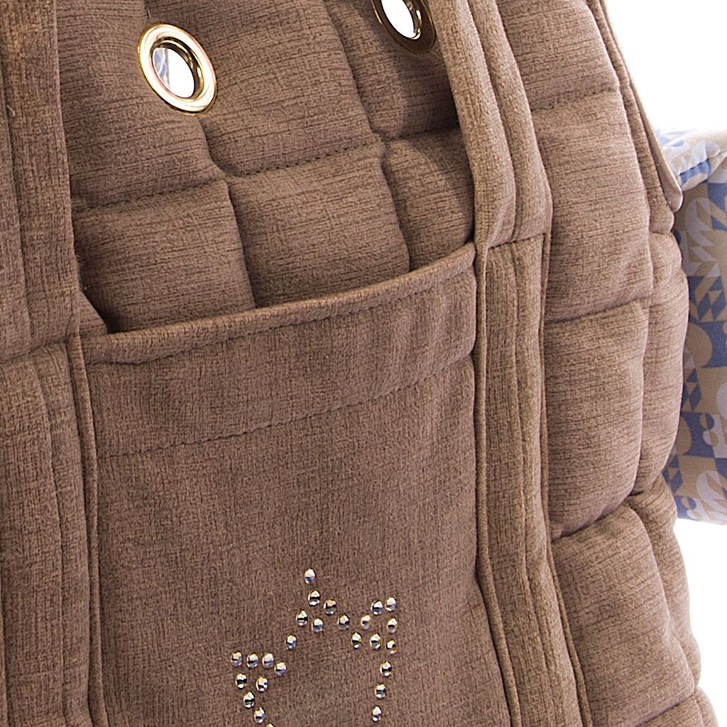 Bolso de doble tapa beige forro patron geometrico detalle 2 Bolso de doble tapa beige forro patron geometrico detalle 2