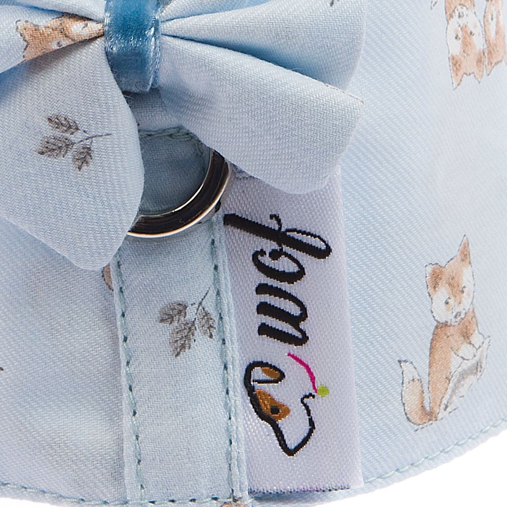 arnes textil azul bebe con perritos beige detalle 2 arnes textil azul bebe con perritos beige detalle 2