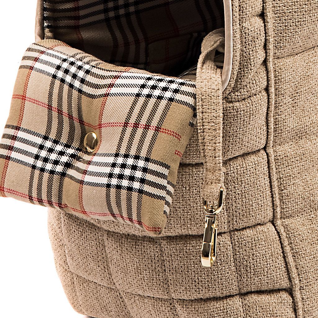 bolso doble tapa beige forro cuadros lineas rojas negras detalle bolso doble tapa beige forro cuadros lineas rojas negras detalle