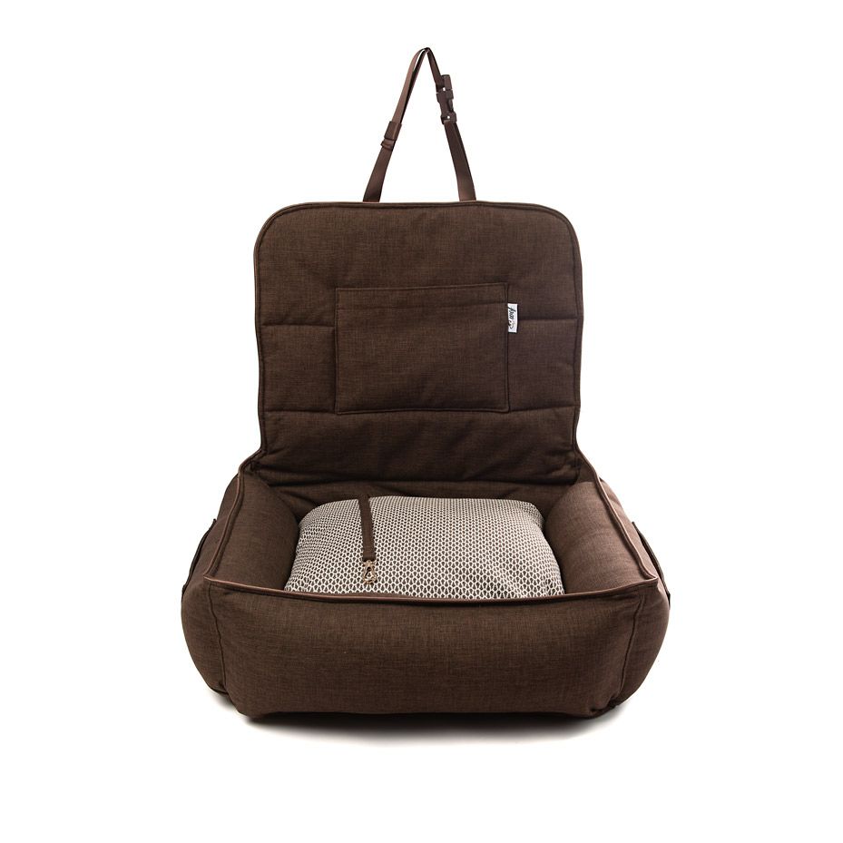cama para coche marron oscuro cojin motivos geometricos cama para coche marron oscuro cojin motivos geometricos